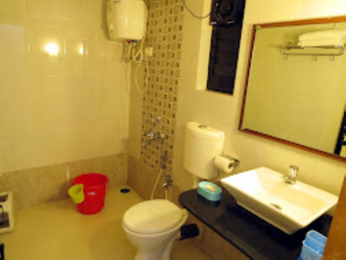 Blue Sea Beach Resort Mālvan Extérieur photo